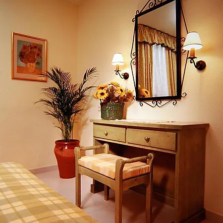 Paradise Court Appart hôtel