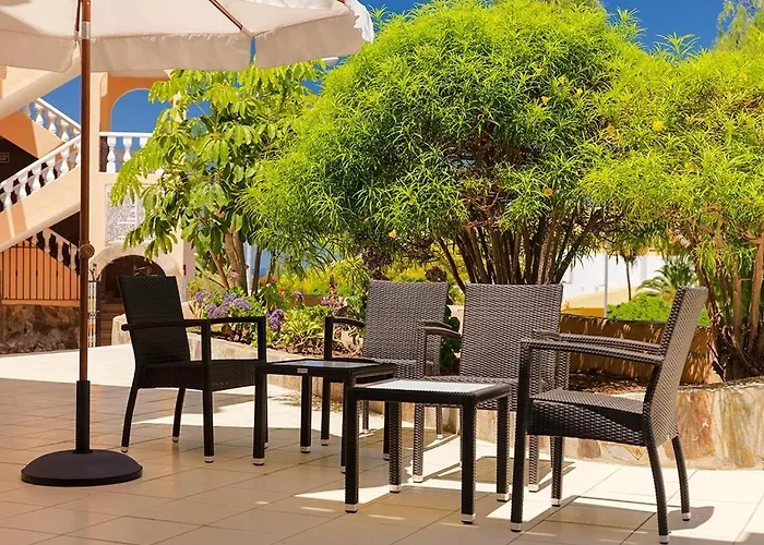 Paradise Court Апарт-готель 2*