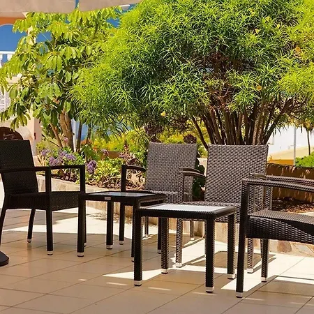 Paradise Court 2* Costa Adeje (Tenerife)
