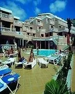 Paradise Court 公寓式酒店