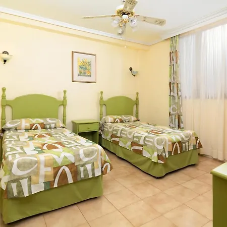 Aparthotel Paradise Court Costa Adeje (Tenerife)