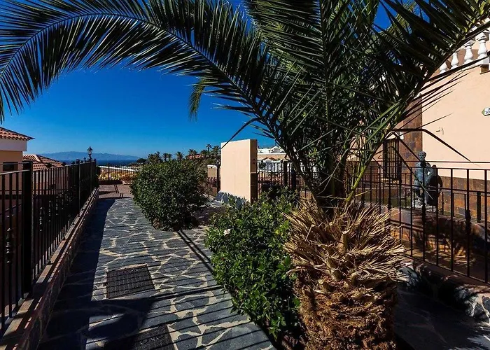 Paradise Court Costa Adeje (Tenerife)